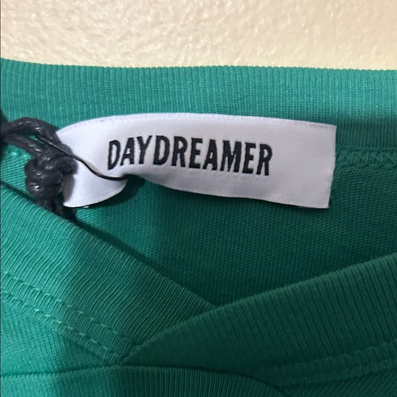 Daydreamer Vibrant Green Top - Picture 2 of 5